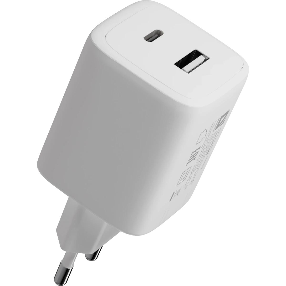 Универсальное СЗУ Defender UPA-145 (1 USB-C, 1 USB-A, 45W), белый