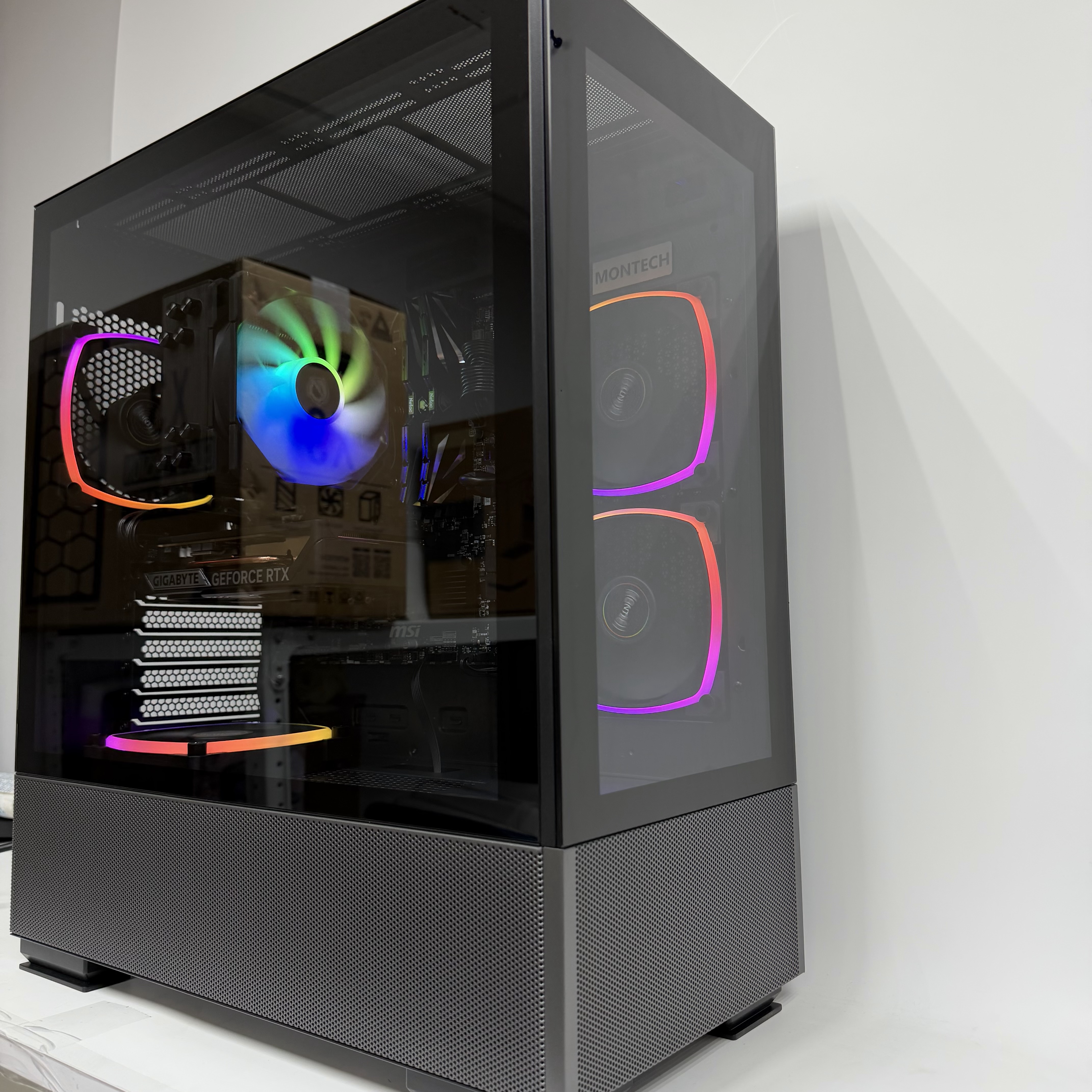Системный блок KPL-Gamer (AMD Ryzen 5 3500X/RTX 5050/16Gb DDR4/500Gb SSD/600W)